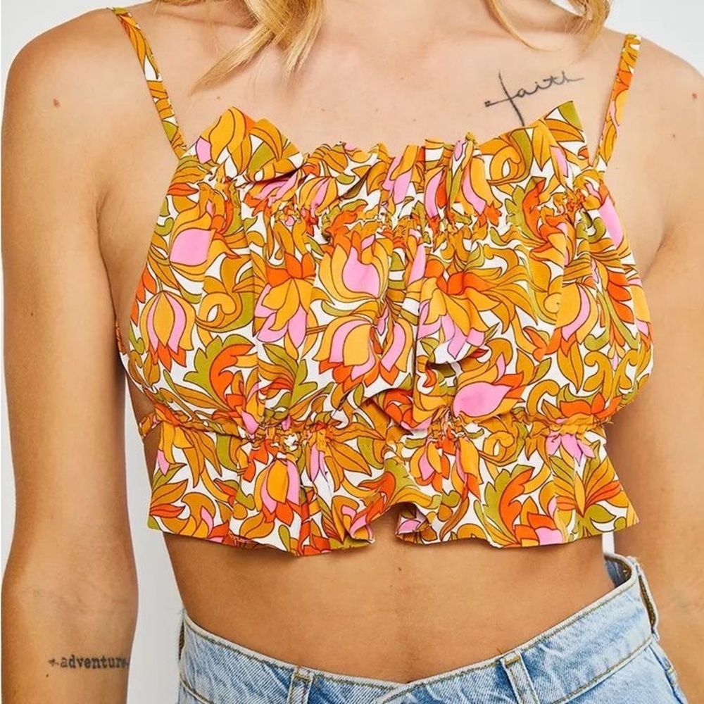 Retro Napkin Top Medium NWT